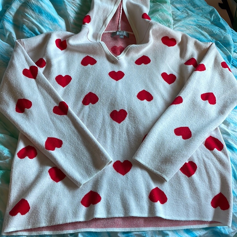Heart Print Sweater Hoodie